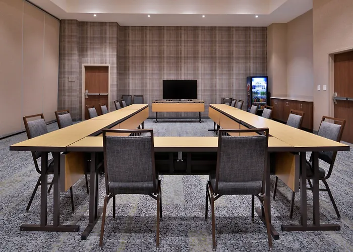 Courtyard By Marriott Edina Hotel Bloomington
