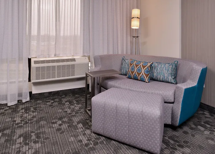 Hotel Courtyard By Marriott Edina 3*