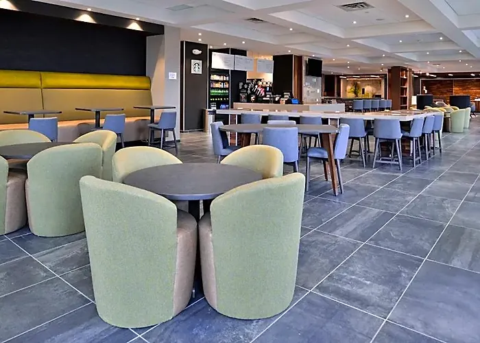 Hotel Courtyard By Marriott Edina 3*