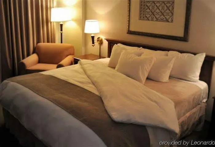 Courtyard By Marriott Edina Hotel